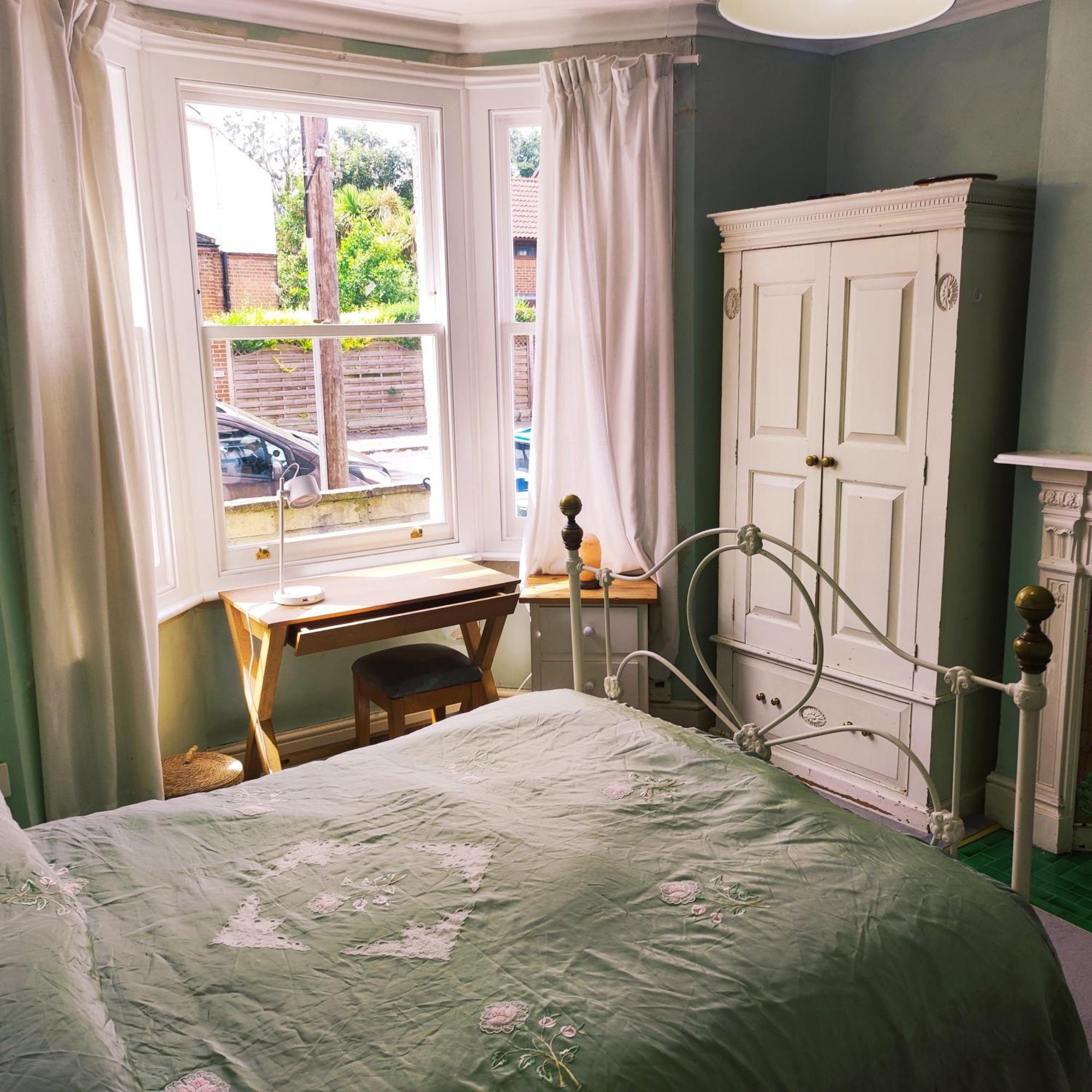 Cosy London Double Room Near Wimbledon المظهر الخارجي الصورة